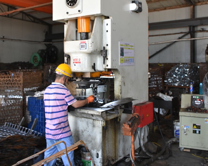 极品无码在线腳輪,手推車,平板車-生產設備